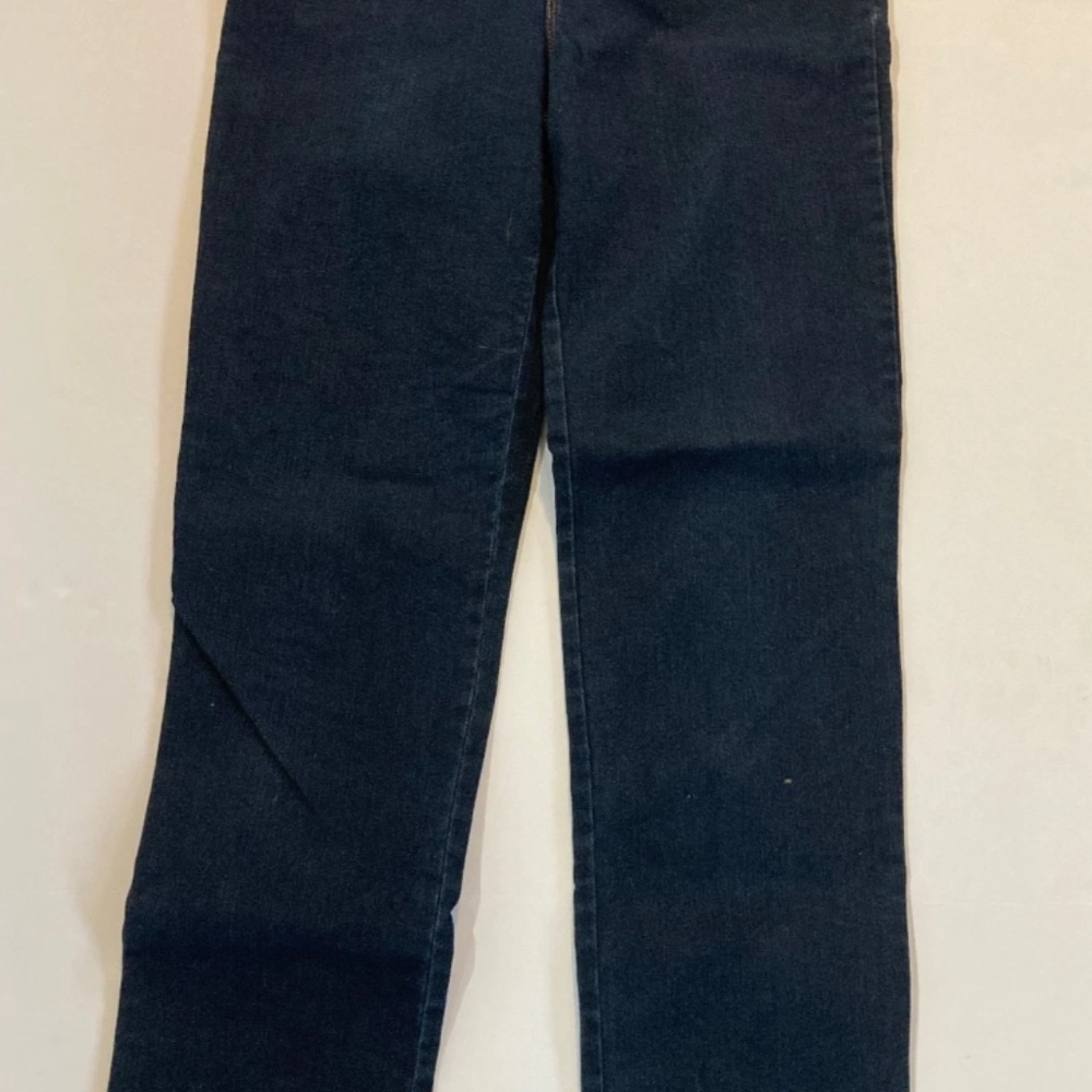 Gloria Vanderbilt Amanda jeans Women's Size 8 Dark Wash Straight Leg Denim